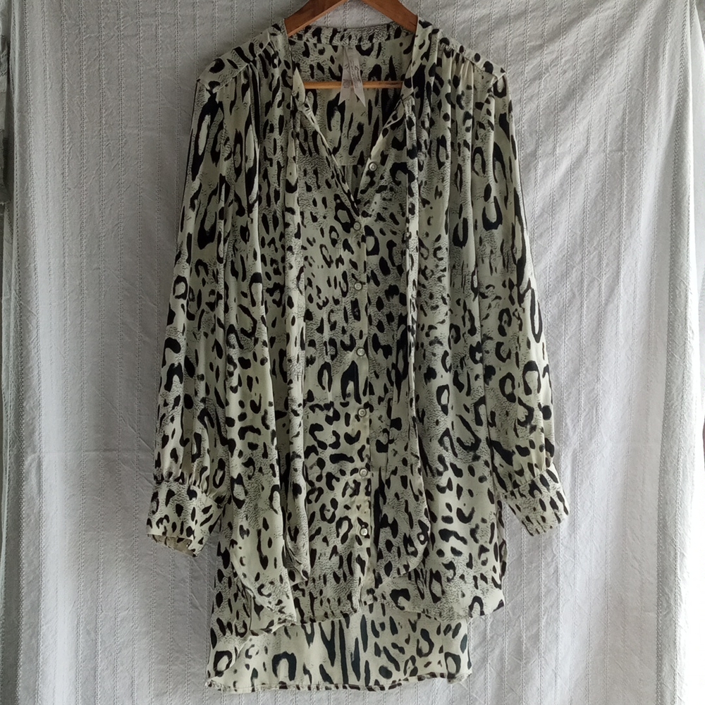 Melissa McCarthy Seven7 Silk Print Tunic Top